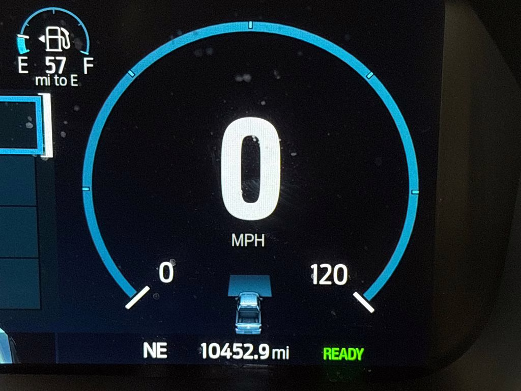 2023 Gray Metallic Ford F-150 Lariat 4X4 Truck