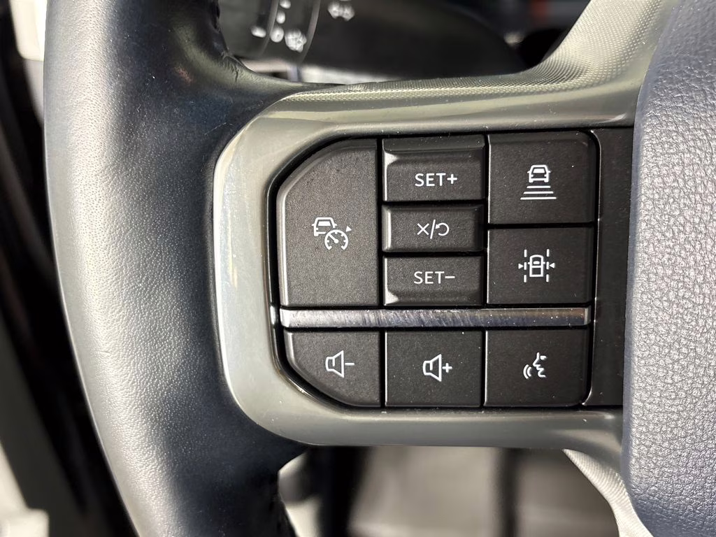 2023 Agate Black Metallic Ford F-150 Limited 4X4 Truck