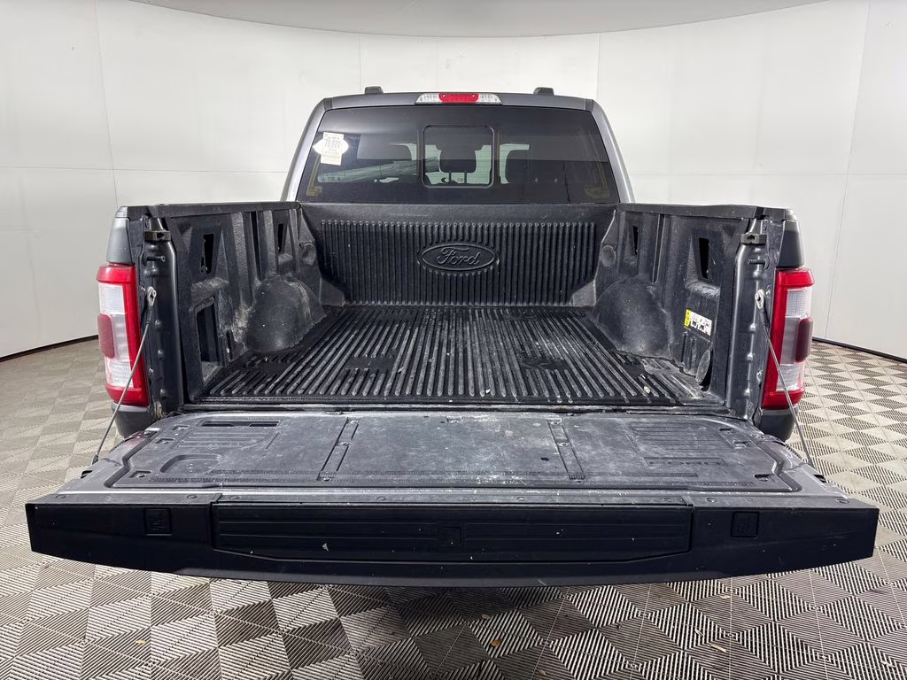 2023 Gray Metallic Ford F-150 Lariat 4X4 Truck