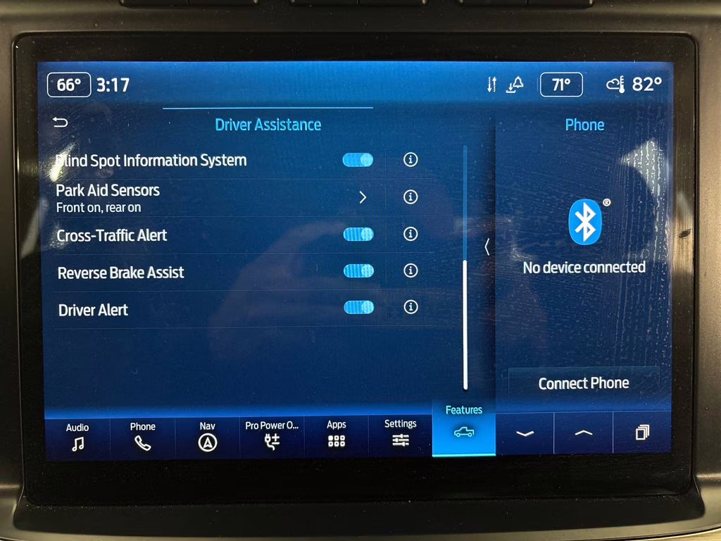 2023 Gray Metallic Ford F-150 Lariat 4X4 Truck