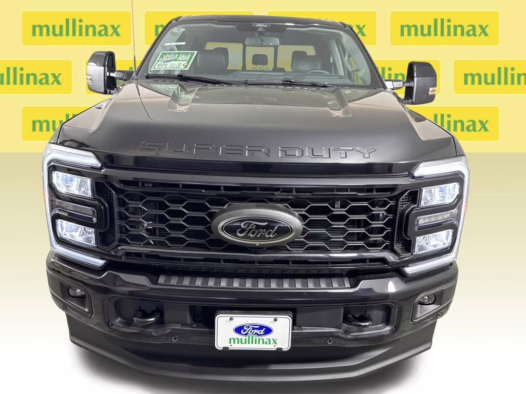 2026 Agate Black Metallic Ford Super Duty F-350 SRW Lariat 4X4 Truck