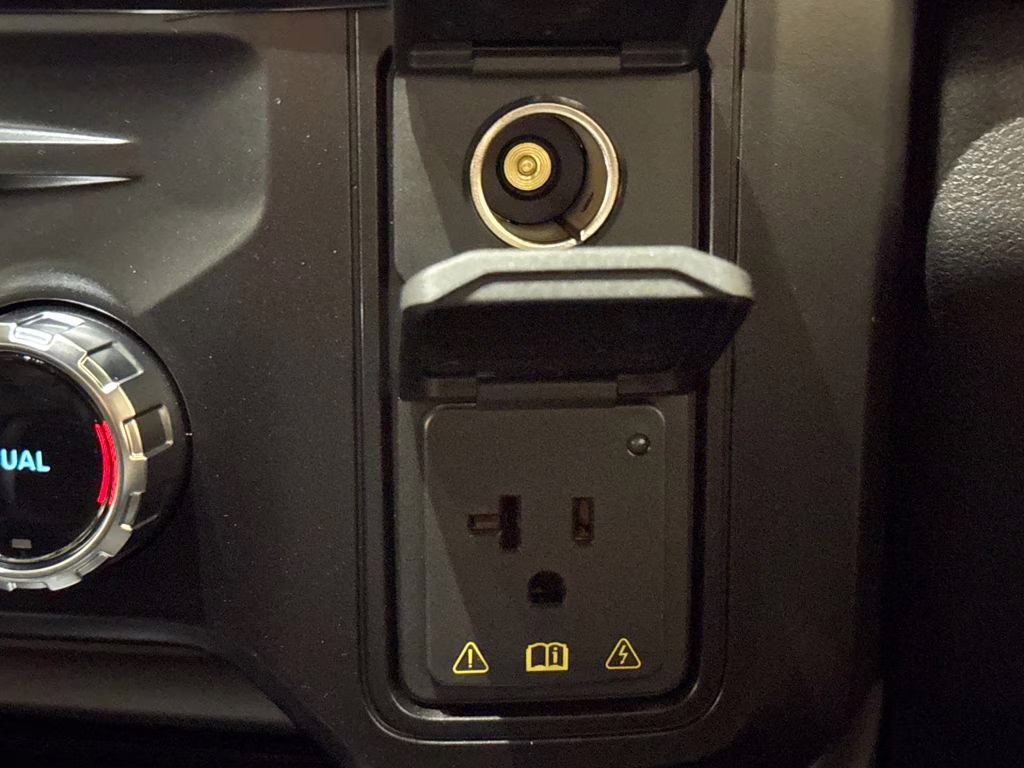 2026 Agate Black Metallic Ford Super Duty F-350 SRW Lariat 4X4 Truck