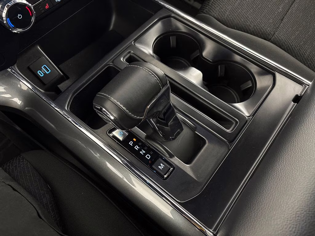 2023 Oxford White Ford F-150 XLT 4X4 Truck