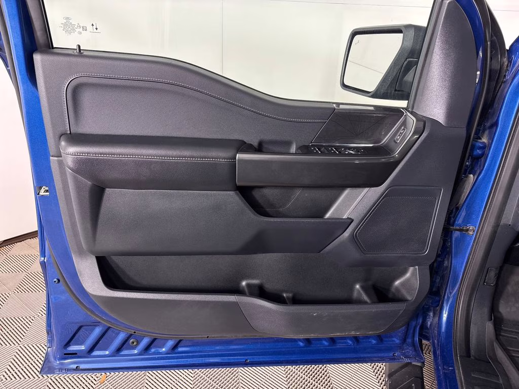 2023 Blue Metallic Ford F-150 XLT 4X4 Truck