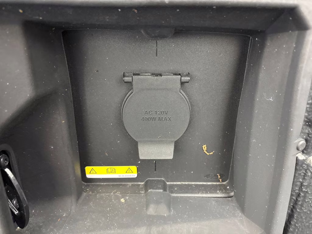 2023 Blue Metallic Ford F-150 XLT 4X4 Truck