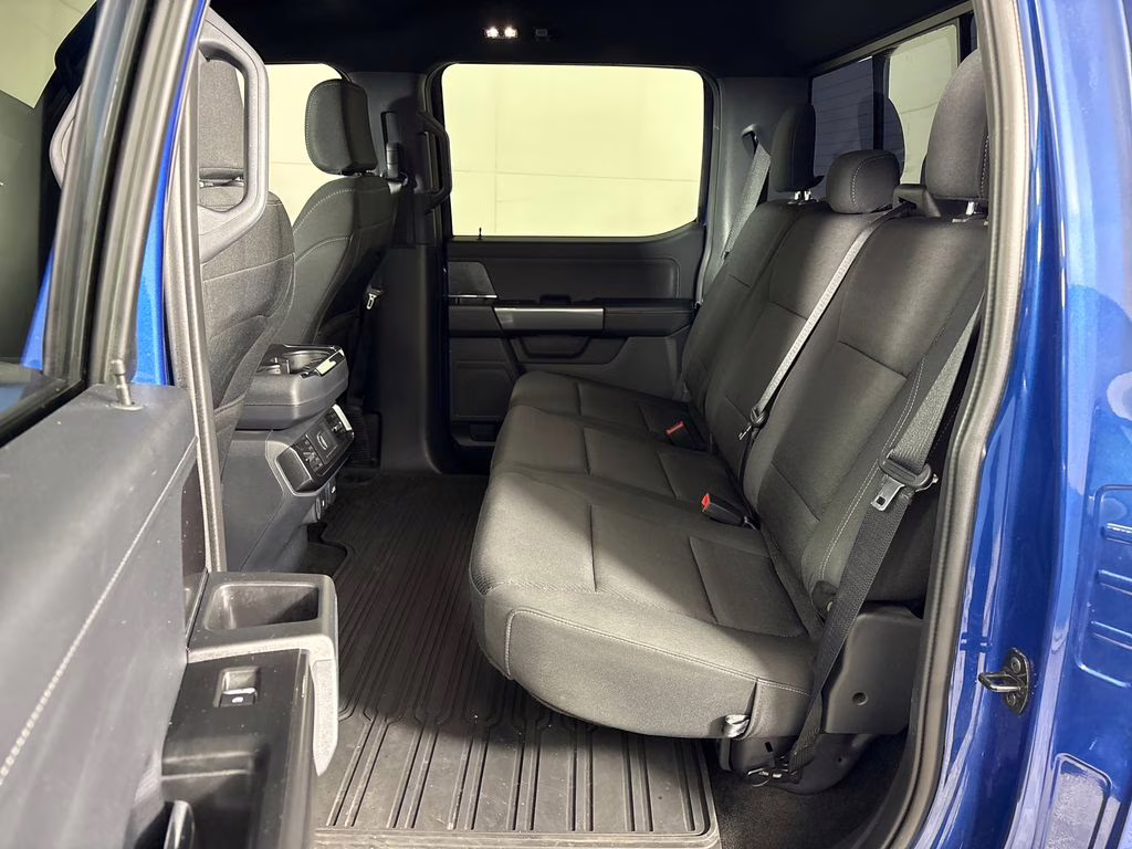 2022 Blue Metallic Ford F-150 XLT 4X4 Truck