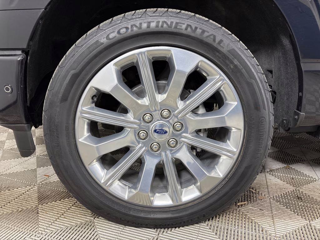 2023 Agate Black Metallic Ford F-150 Limited 4X4 Truck