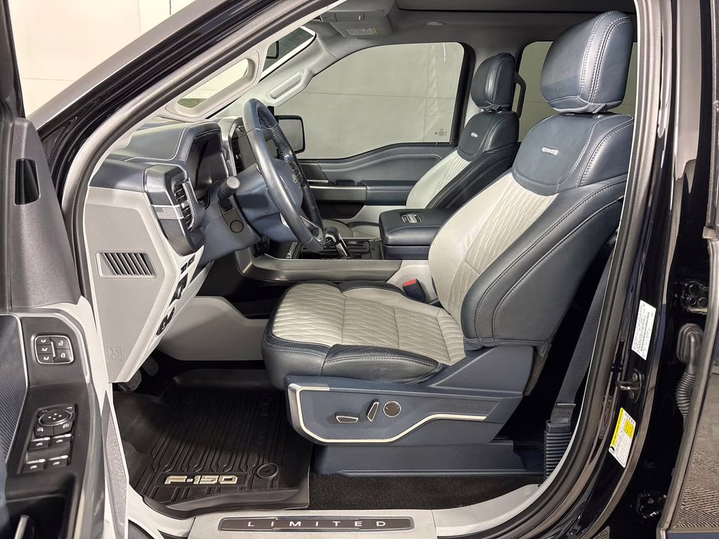 2023 Agate Black Metallic Ford F-150 Limited 4X4 Truck