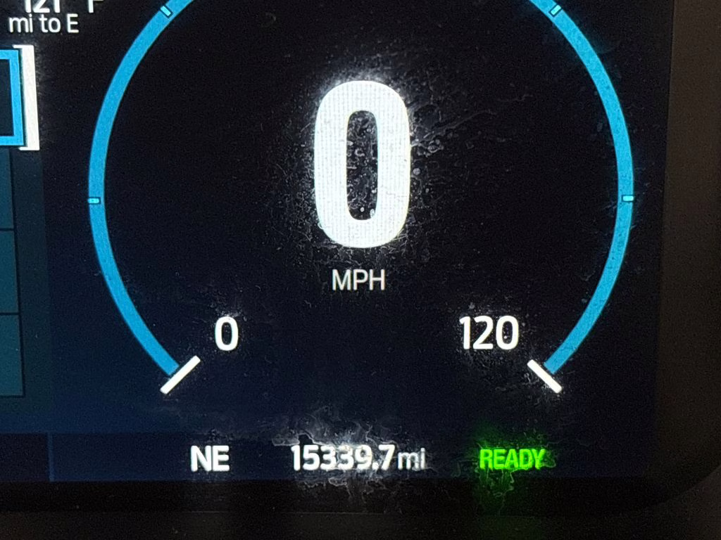 2023 Gray Metallic Ford F-150 Lariat 4X4 Truck