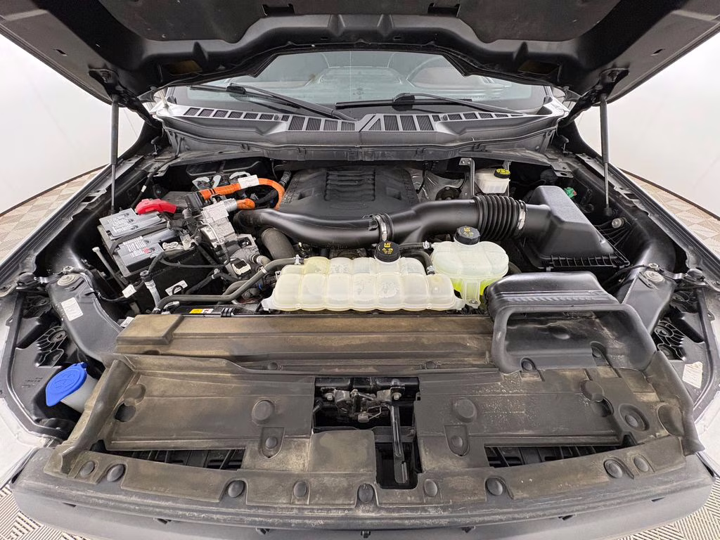 2023 Gray Metallic Ford F-150 Lariat 4X4 Truck