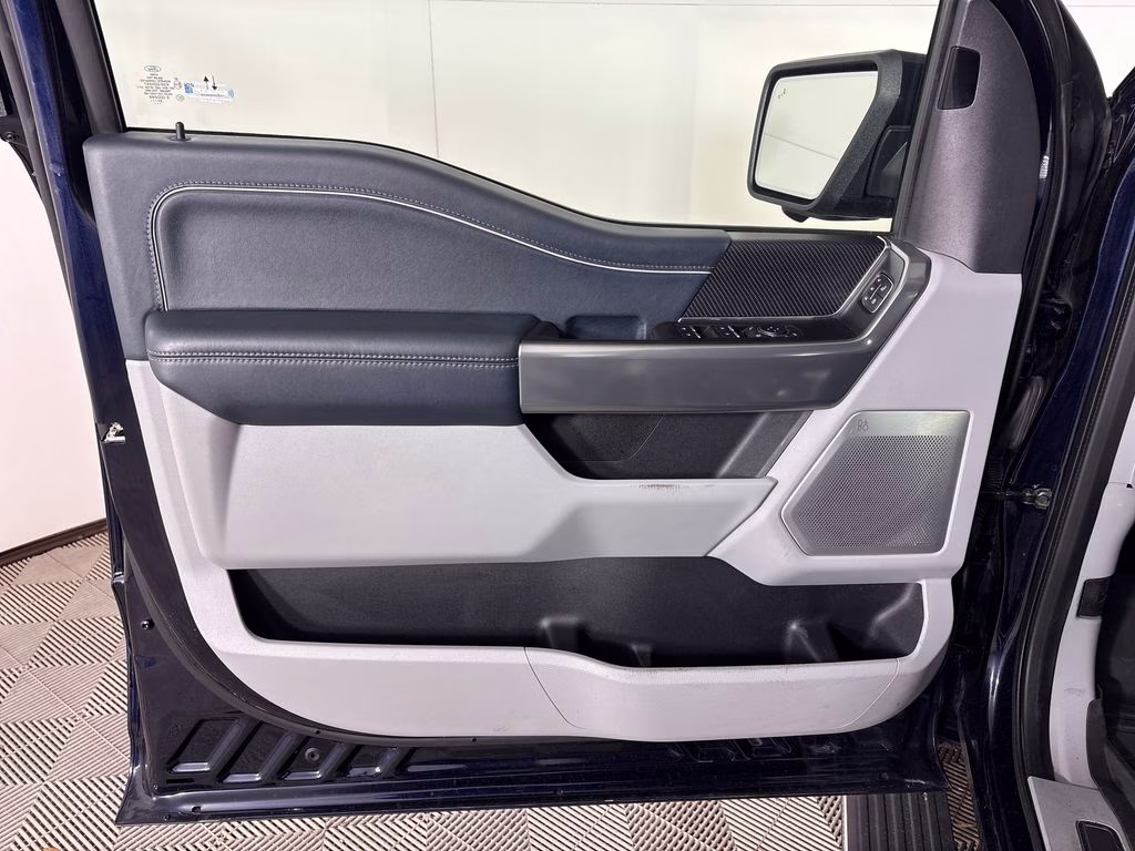 2023 Blue Metallic Ford F-150 Limited 4X4 Truck