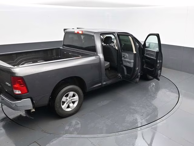 2024 Granite Crystal Metallic Clearcoat Ram 1500 Classic SLT 4X4 Truck