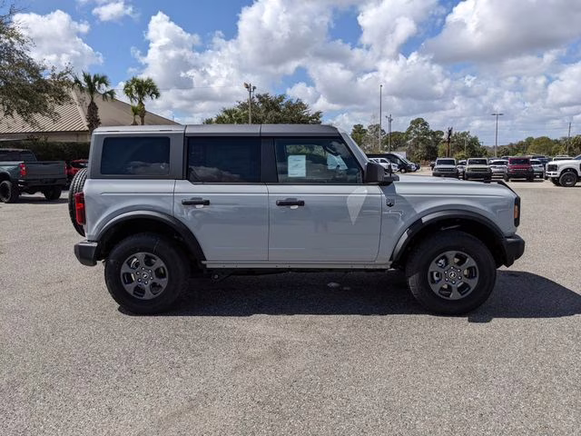 2026 Avalanche Gray Ford Bronco Big Bend 4X4 SUV