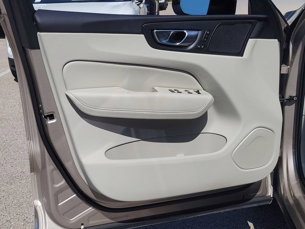 2025 Bright Dusk Metallic Volvo XC60 Plus AWD SUV