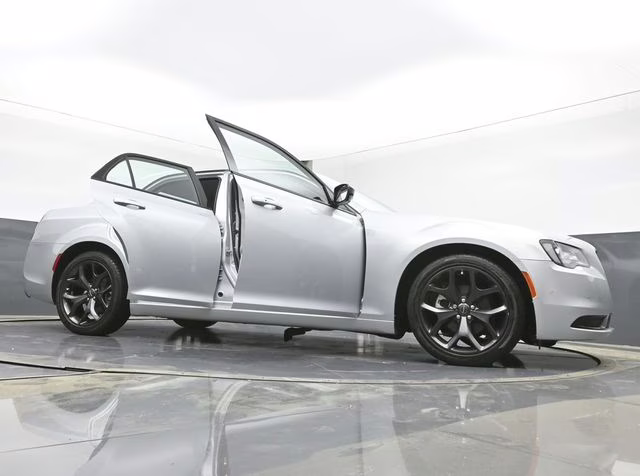 2023 Silver Mist Clearcoat Chrysler 300 Touring RWD Sedan