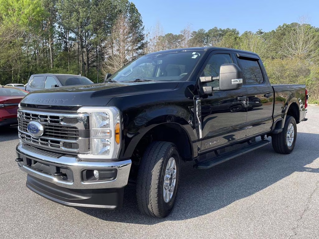 2023 Black Metallic Ford Super Duty F-250 SRW XLT 4X4 Truck