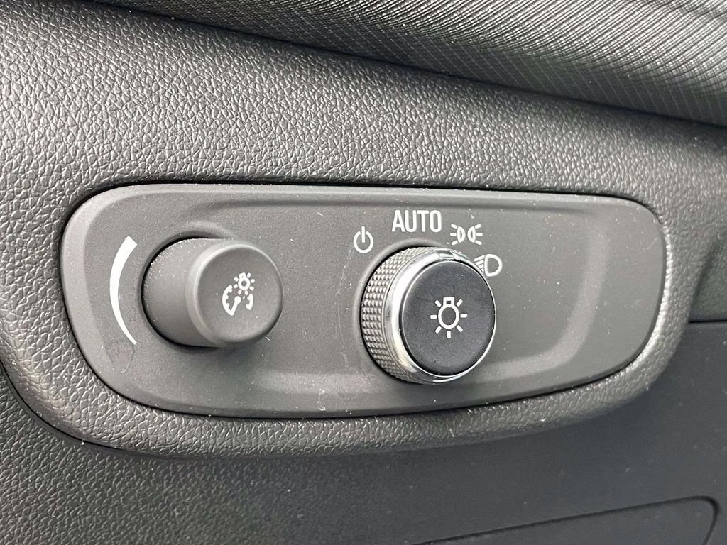 2024 Mosaic Black Metallic Chevrolet Trailblazer LS FWD SUV