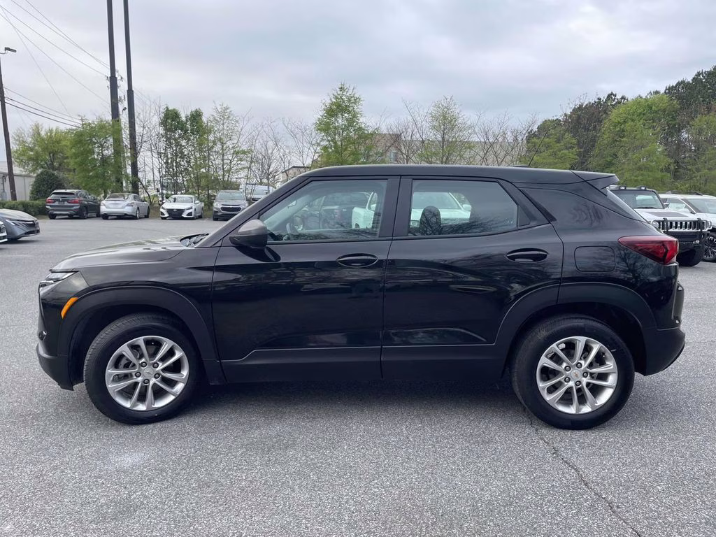 2024 Mosaic Black Metallic Chevrolet Trailblazer LS FWD SUV