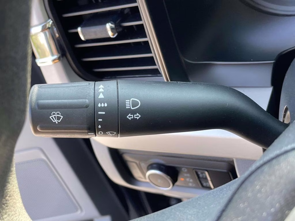 2023 Black Metallic Ford Super Duty F-250 SRW XLT 4X4 Truck