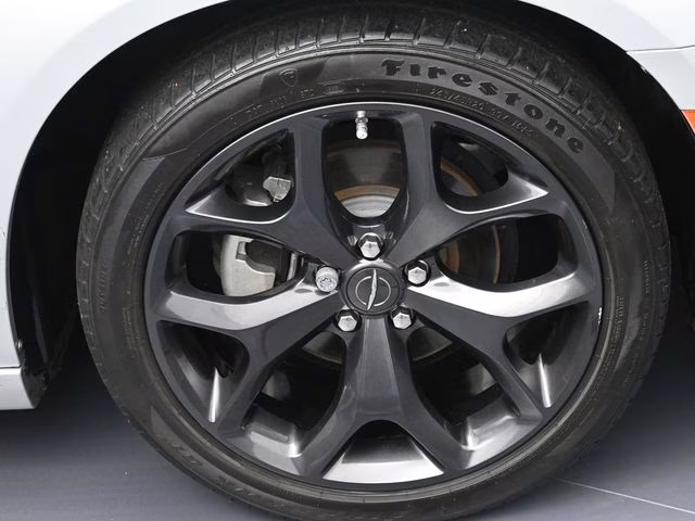 2023 Silver Mist Clearcoat Chrysler 300 Touring RWD Sedan