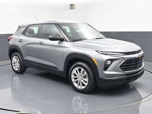2024 Sterling Gray Metallic Chevrolet Trailblazer LS FWD SUV