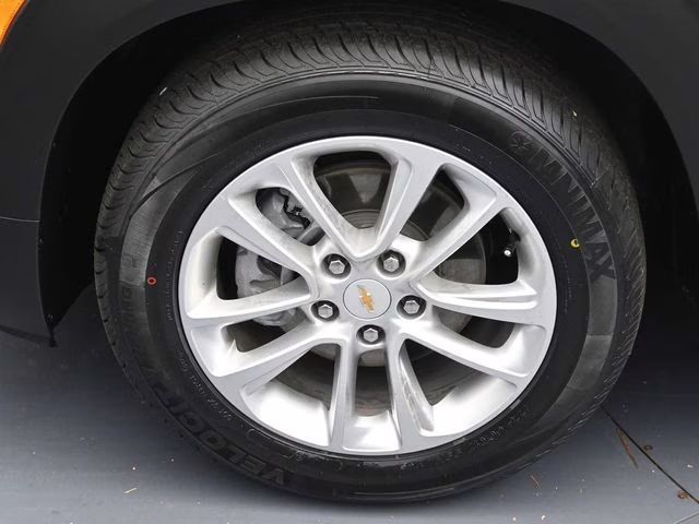 2024 Sterling Gray Metallic Chevrolet Trailblazer LS FWD SUV