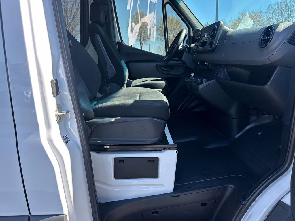 2023 Arctic White Mercedes-Benz Sprinter 2500 Cargo 170 WB AWD Van