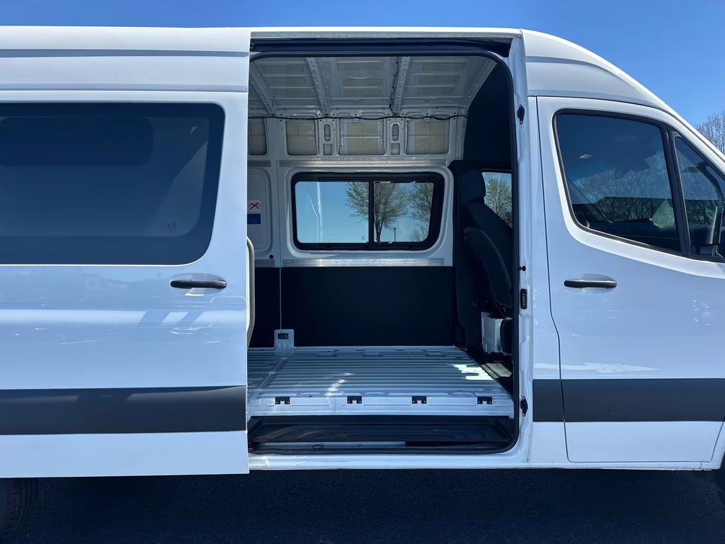 2023 Arctic White Mercedes-Benz Sprinter 2500 Cargo 170 WB AWD Van