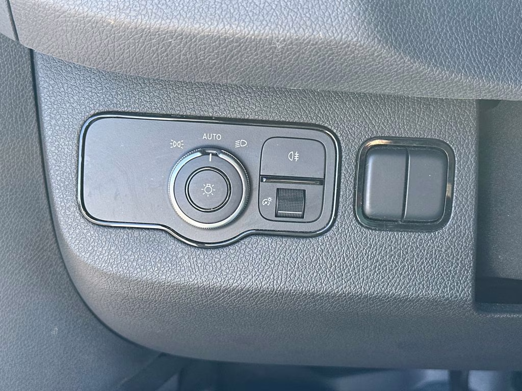 2023 Arctic White Mercedes-Benz Sprinter 2500 Cargo 170 WB AWD Van