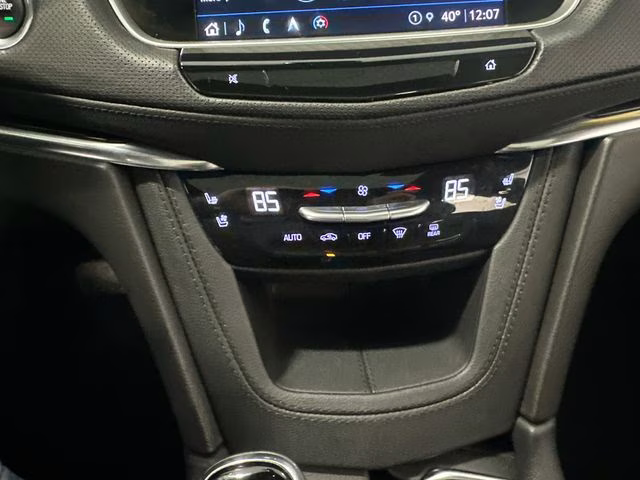 2022 Wilder Metallic Cadillac XT5 Premium Luxury AWD SUV