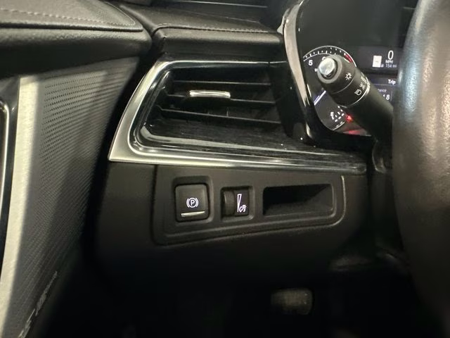 2022 Wilder Metallic Cadillac XT5 Premium Luxury AWD SUV