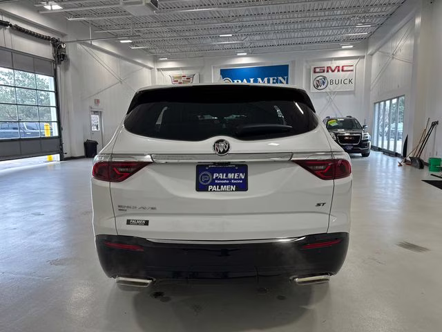 2024 White Frost Tricoat Buick Enclave Essence AWD SUV