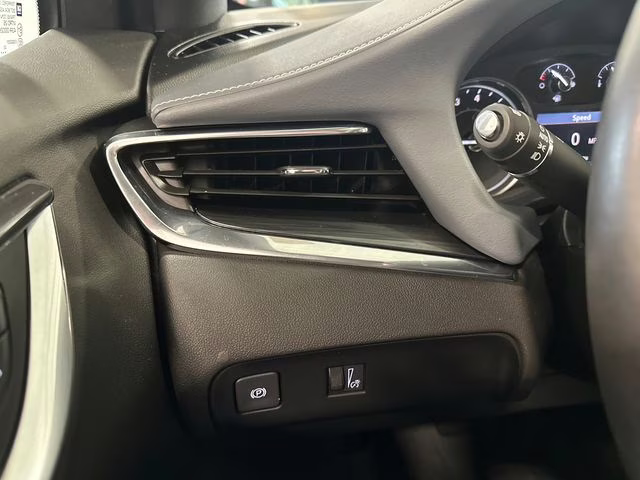 2024 White Frost Tricoat Buick Enclave Essence AWD SUV