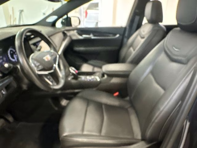 2022 Wilder Metallic Cadillac XT5 Premium Luxury AWD SUV