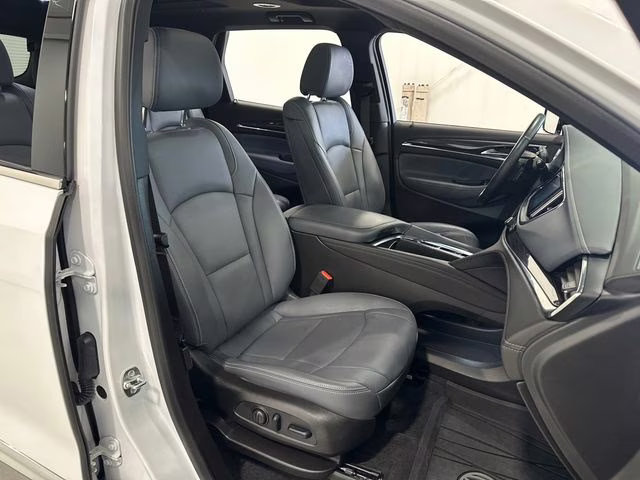 2024 White Frost Tricoat Buick Enclave Essence AWD SUV