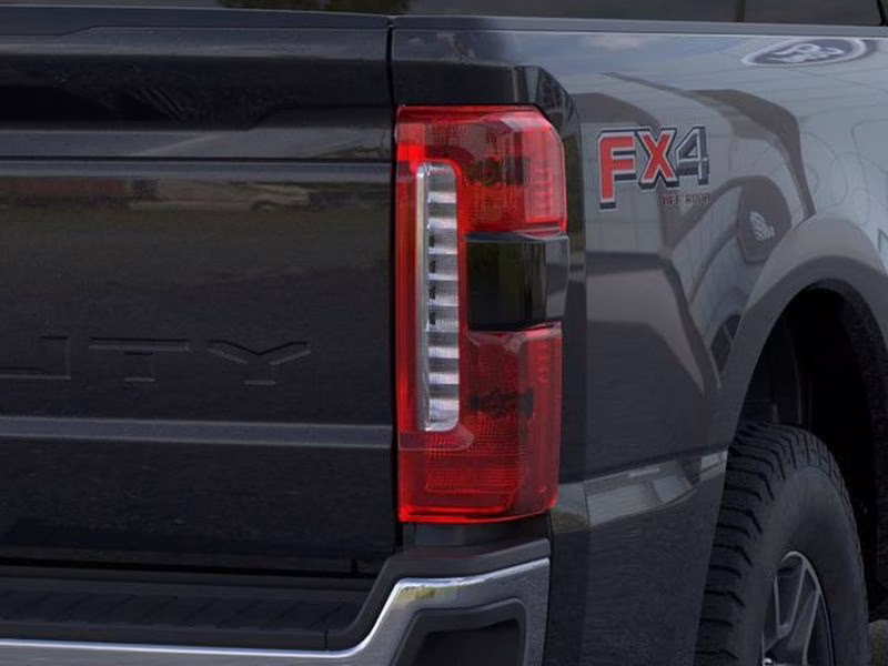 2026 Agate Black Metallic Ford Super Duty F-250 SRW LARIAT 4X4 Truck