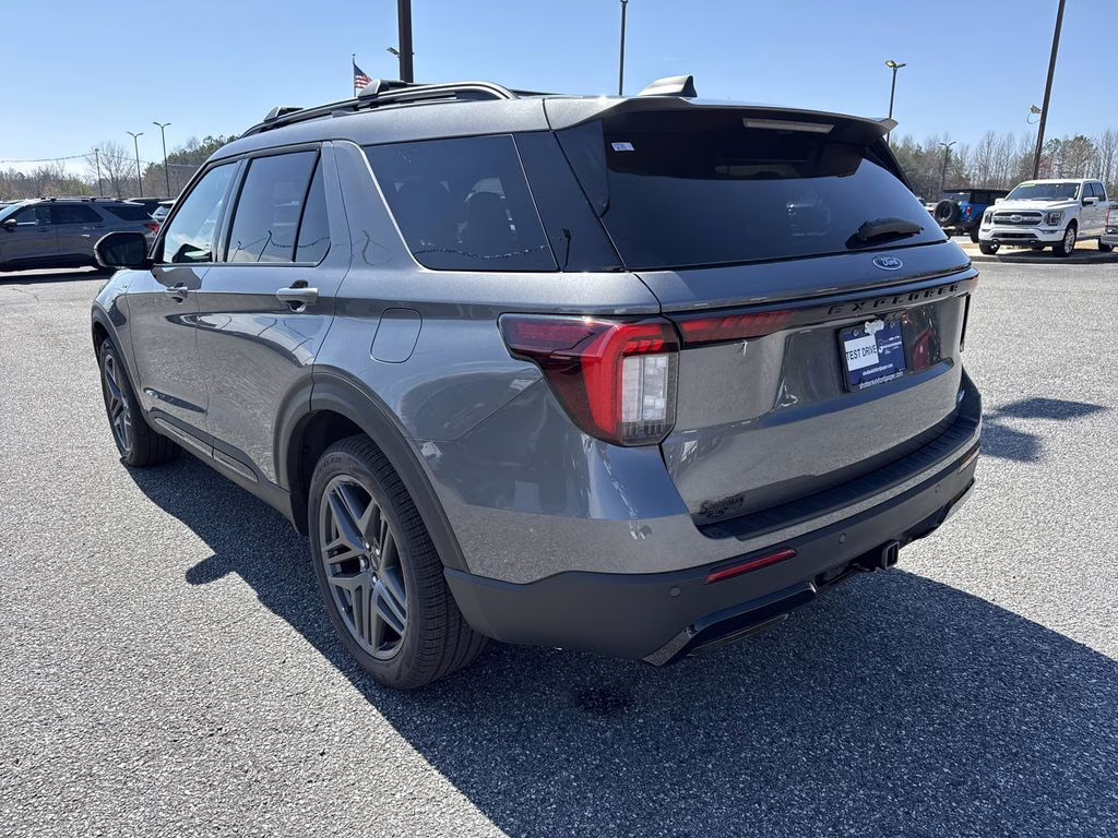 2026 Carbonized Gray Metallic Ford Explorer ST-Line 4X4 SUV