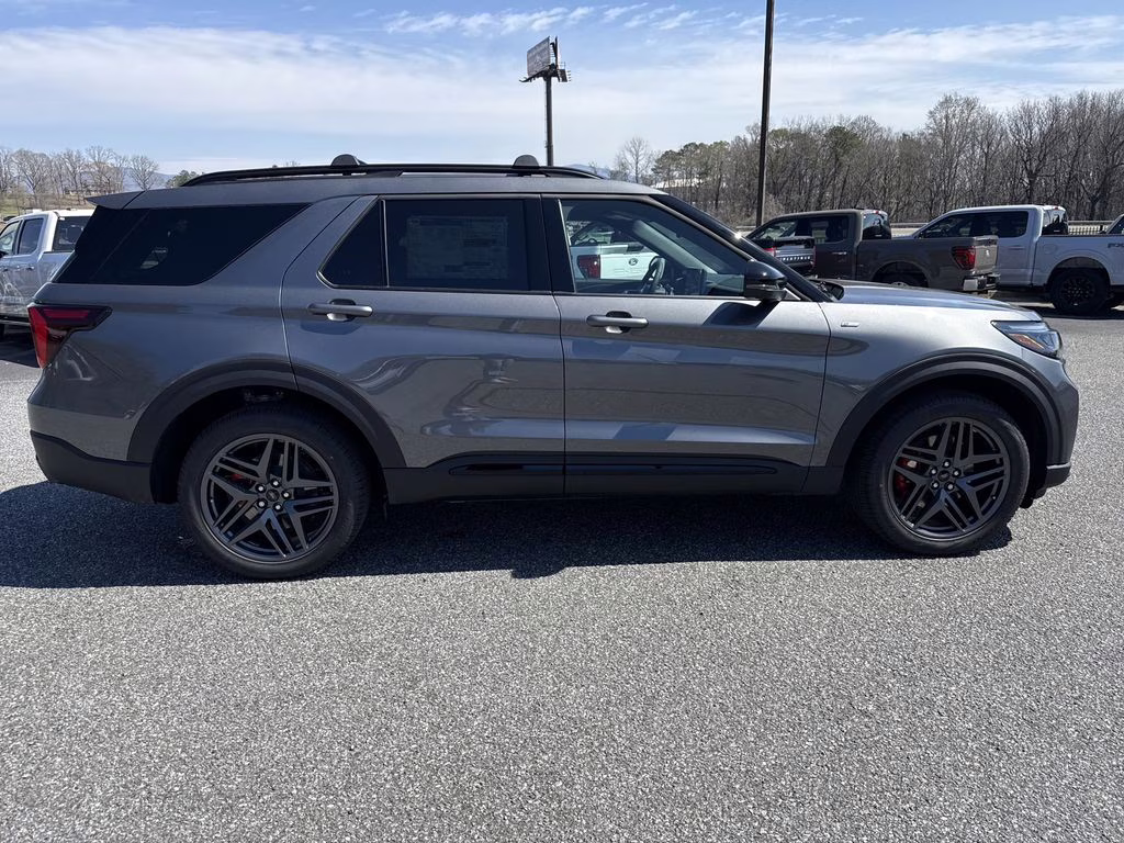 2026 Carbonized Gray Metallic Ford Explorer ST-Line 4X4 SUV