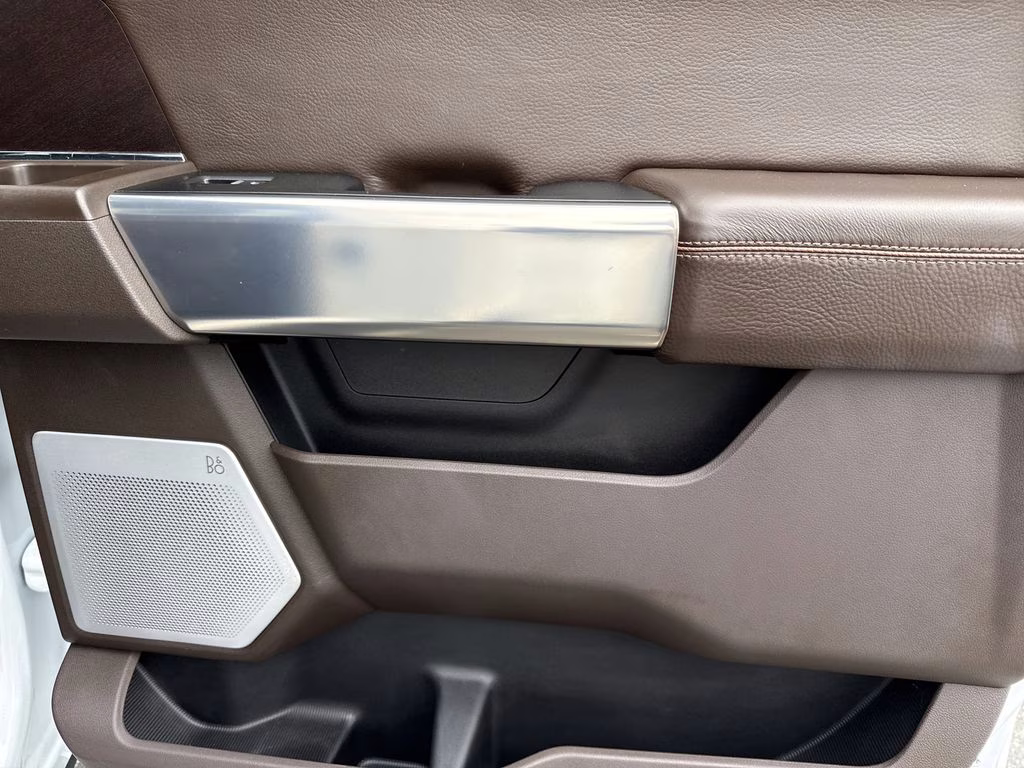 2025 Oxford White Ford Super Duty F-350 DRW King Ranch 4X4 Truck