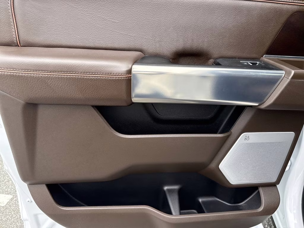 2025 Oxford White Ford Super Duty F-350 DRW King Ranch 4X4 Truck