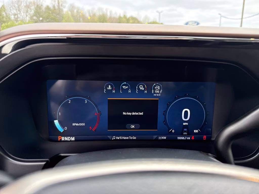 2025 Oxford White Ford Super Duty F-350 DRW King Ranch 4X4 Truck