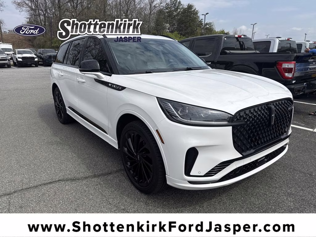 2025 Pristine White Metallic Tri-Coat Lincoln Aviator Reserve AWD SUV