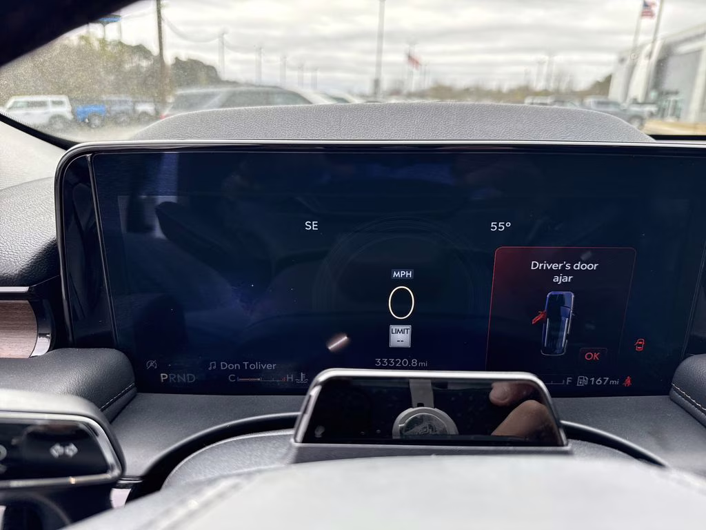 2025 Pristine White Metallic Tri-Coat Lincoln Aviator Reserve AWD SUV