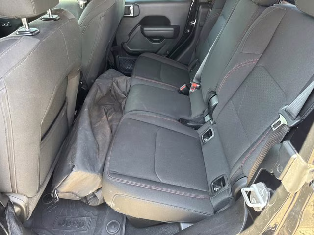 2023 Black Clearcoat Jeep Gladiator Rubicon 4X4 Truck