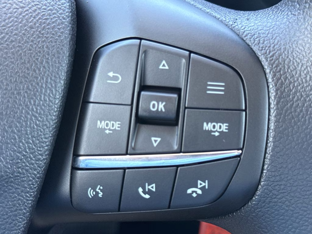 2026 Oxford White Ford Maverick XL AWD Truck