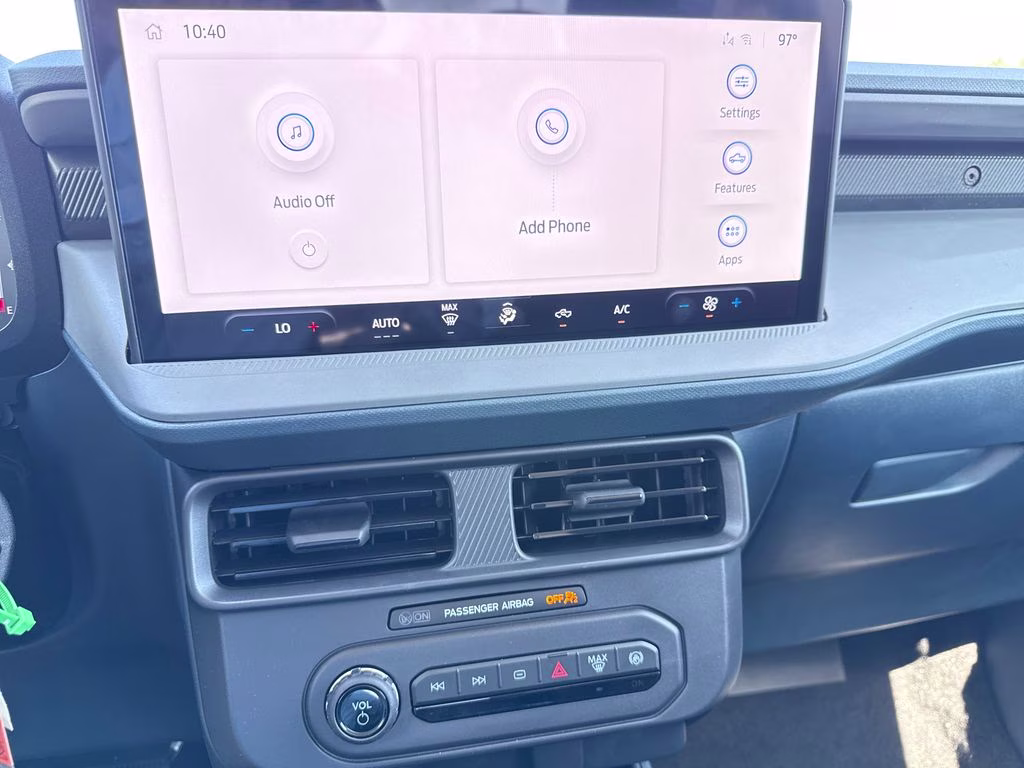 2026 Oxford White Ford Maverick XL AWD Truck