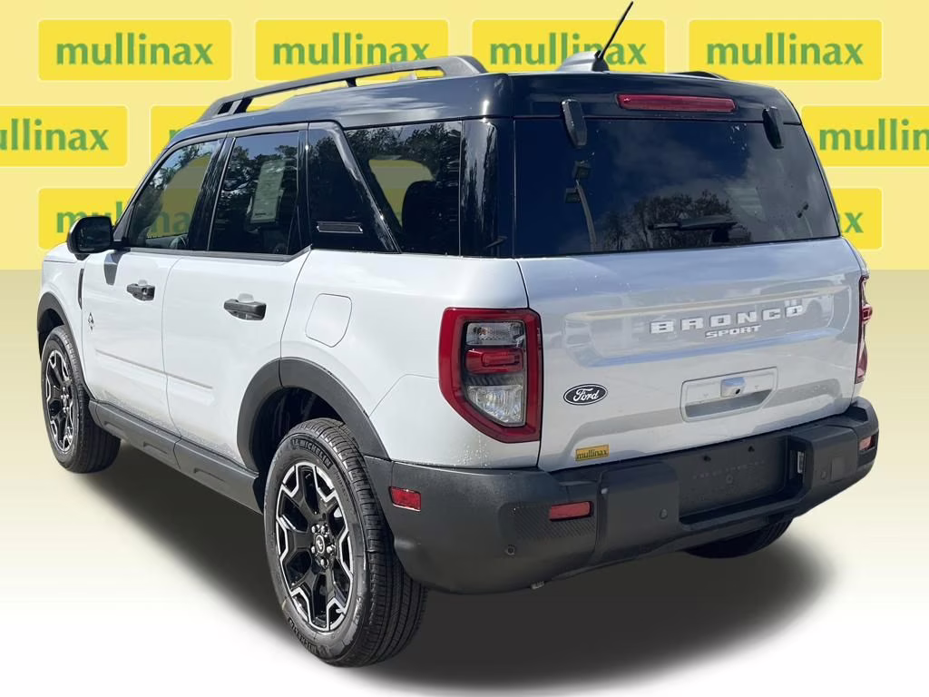 2026 Oxford White Ford Bronco Sport Outer Banks 4X4 SUV