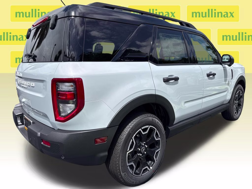 2026 Oxford White Ford Bronco Sport Outer Banks 4X4 SUV