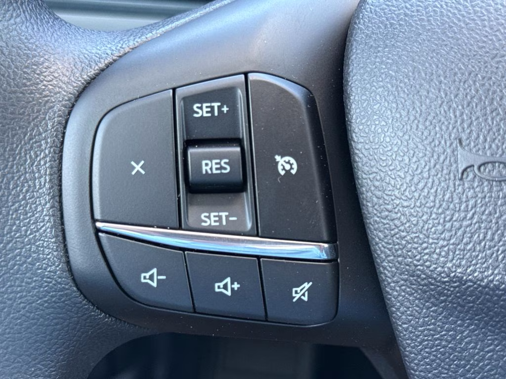 2026 Oxford White Ford Maverick XL AWD Truck