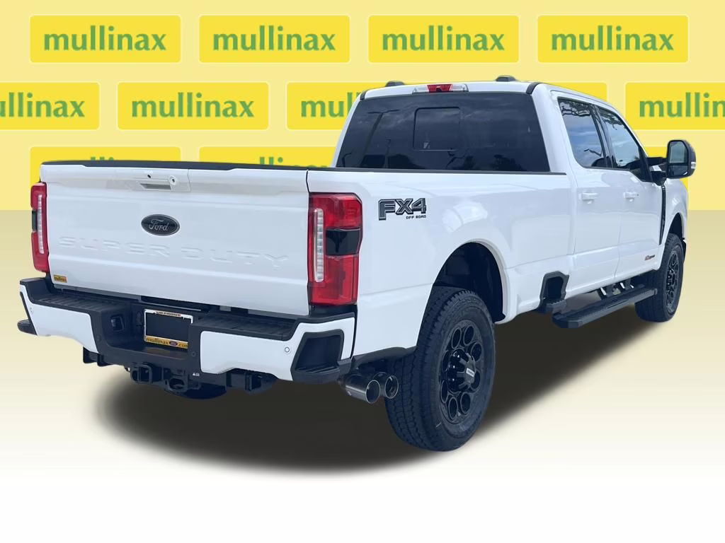 2026 White Metallic Ford Super Duty F-350 SRW Lariat 4X4 Truck